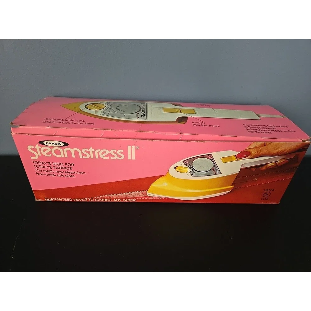 Vintage Oscrow Steamstress II 2‎ Lightweight Travel Steam Iron Made In The USA